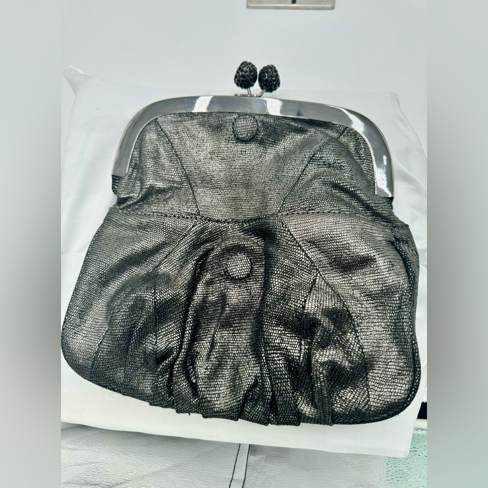 Tracy Reese Black‎ Sequel Kisslock Clutch - Picture 3 of 10